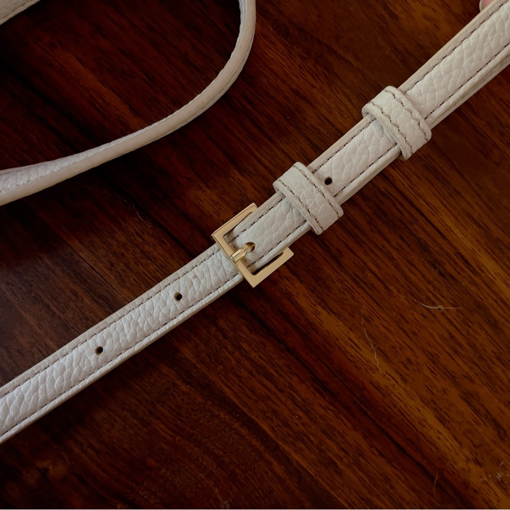 Authentic Kate Spade Pebbled Ivory Leather Handbag Bag Purse Crossbody Tassels - Picture 3 of 7